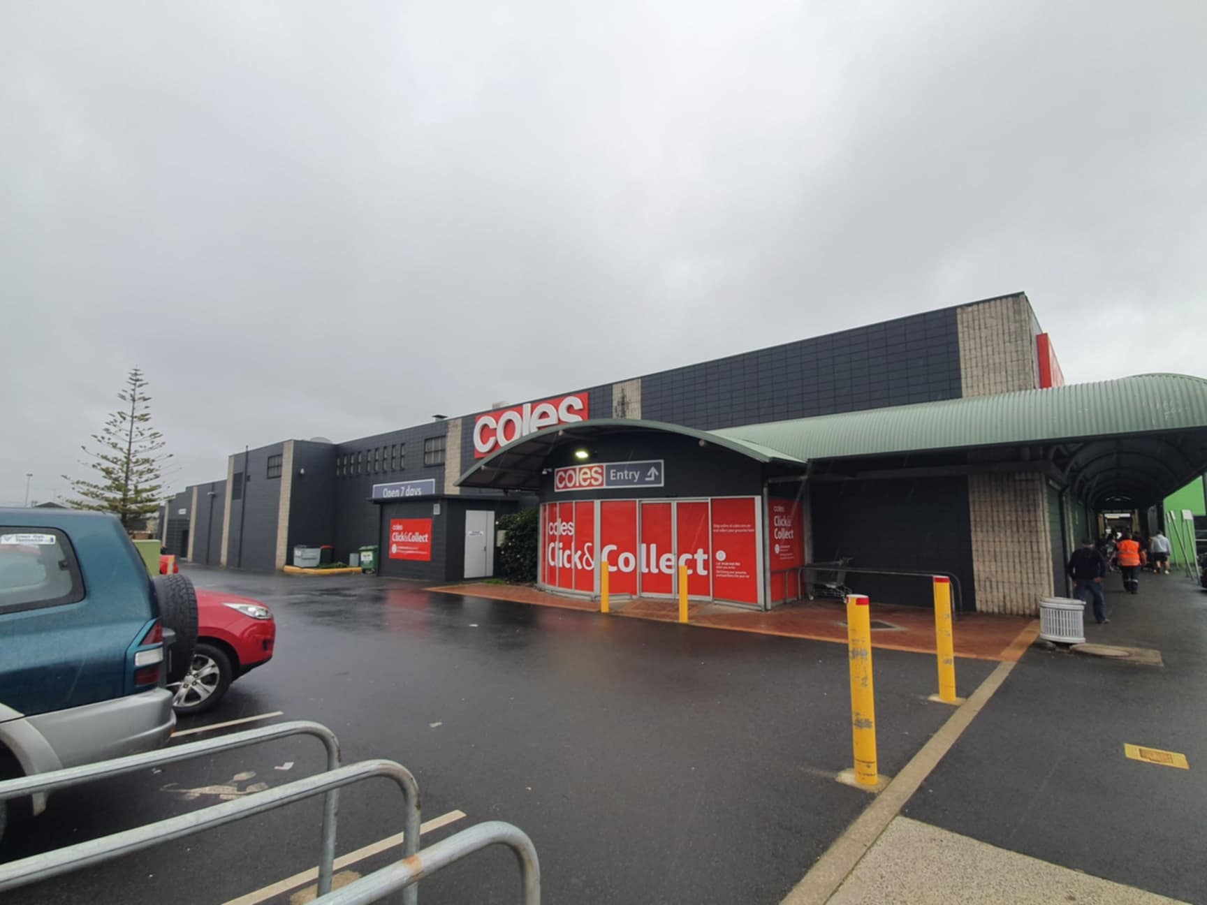 Repainted supermarket exterior in charcoal, by BPM Group